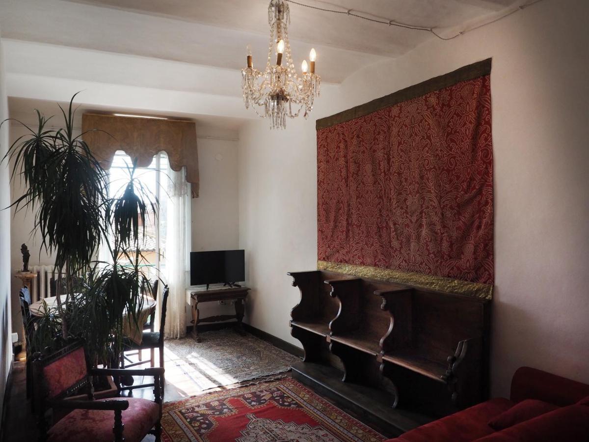 Azzi B&B Comfortably, In The Quietness Of The Perugia Historical Centre Екстериор снимка